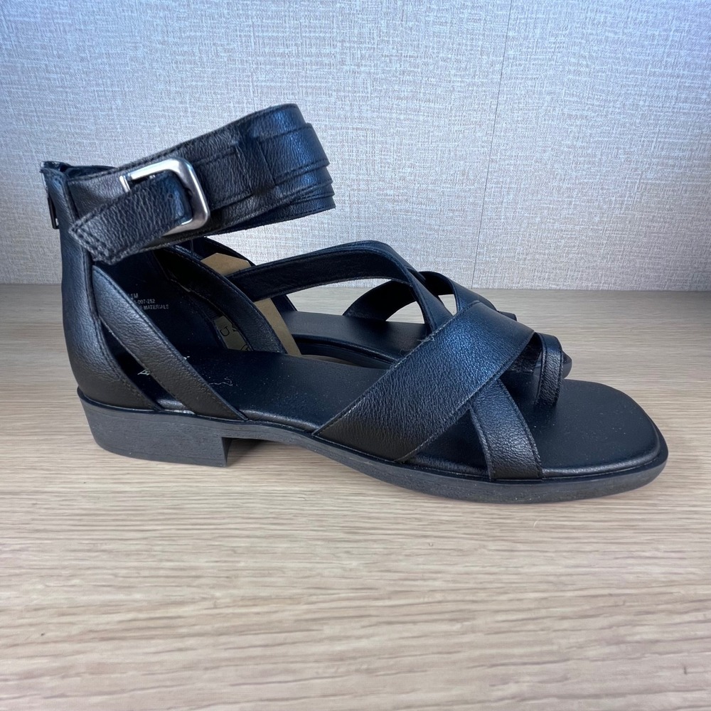 Frye and Co Tallu Black Strappy Gladiator Sandals Square Toe Size 11 - Picture 10 of 11